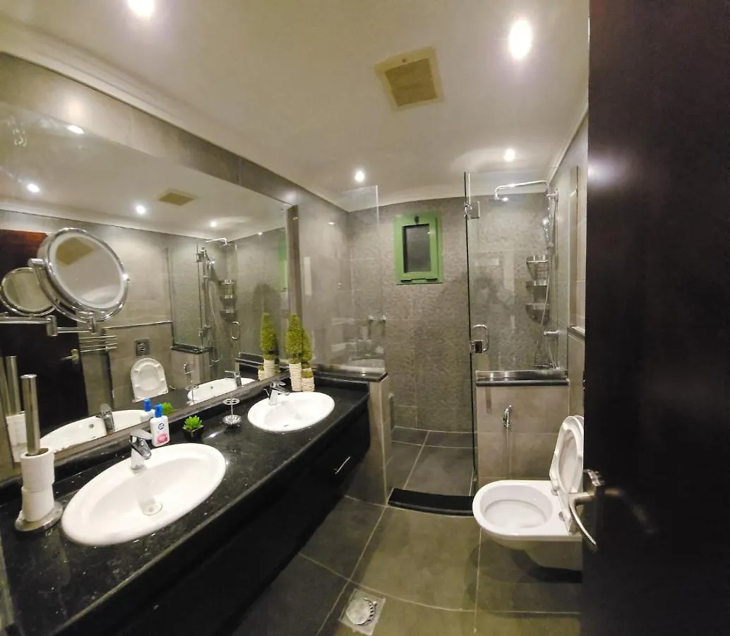 Golden Beach Villa Jeddah 0*,