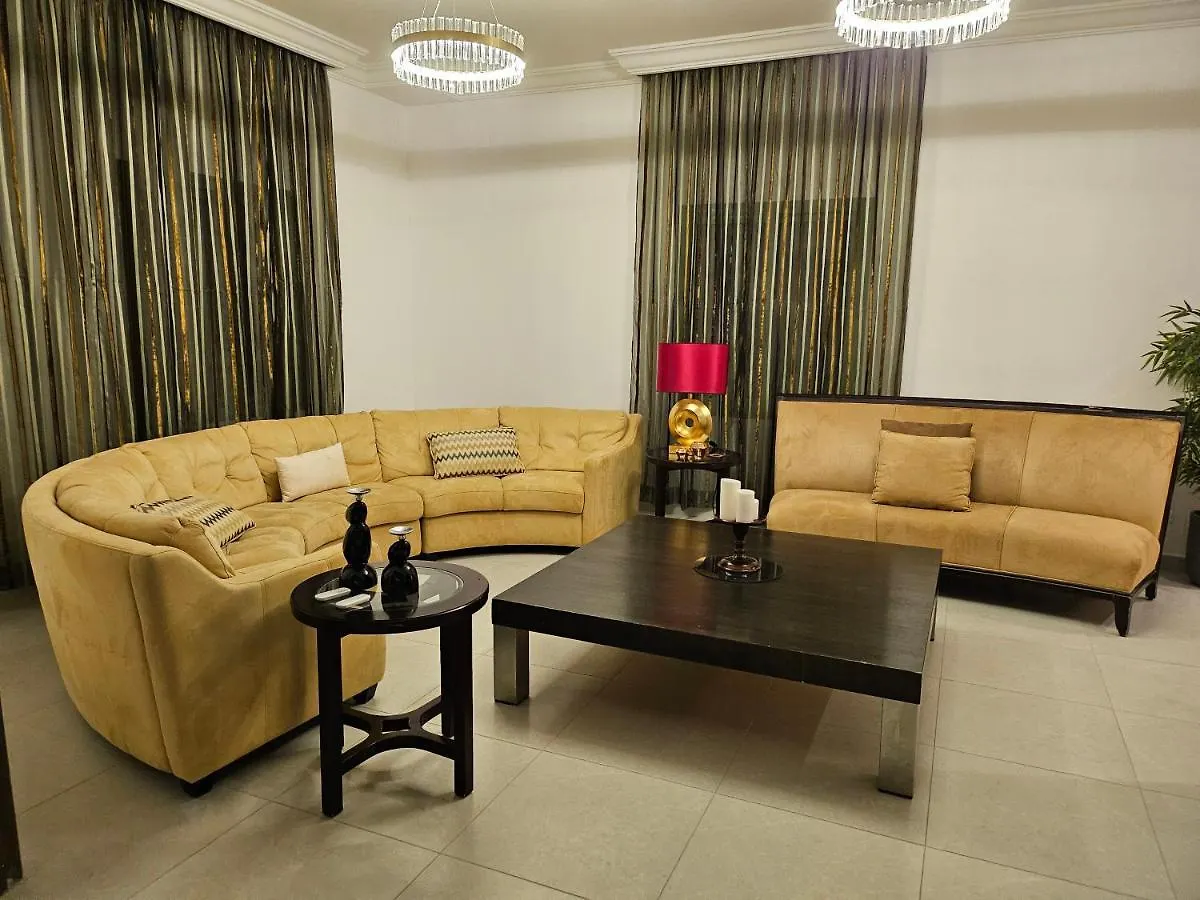 Golden Beach Villa Jeddah 0*,